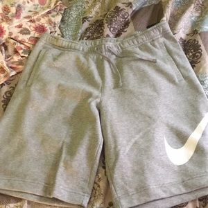 grey nike shorts